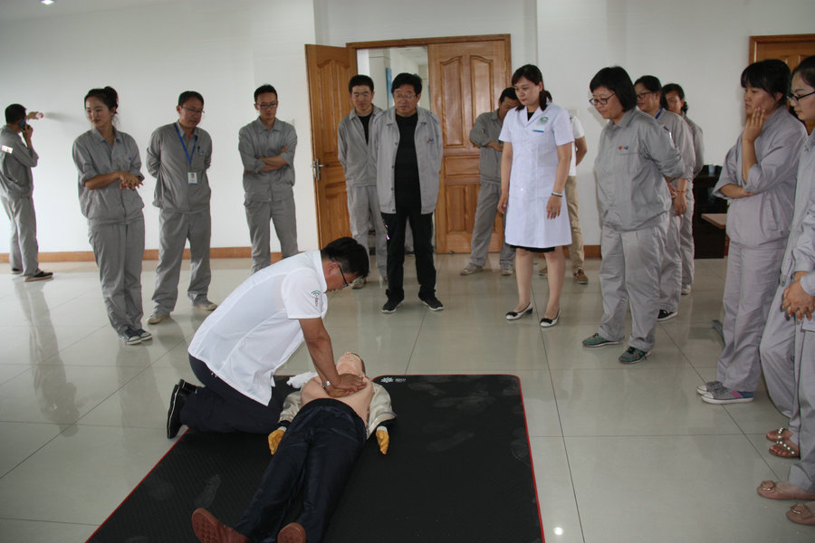 1561425667113503.jpg 復(fù)件 2019.6.14心肺復(fù)蘇培訓(xùn) 159.jpg